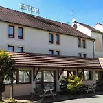 B&B Hotel Chatellerault ホテル 2*