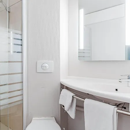 B&B Hotel Chatellerault Châtellerault