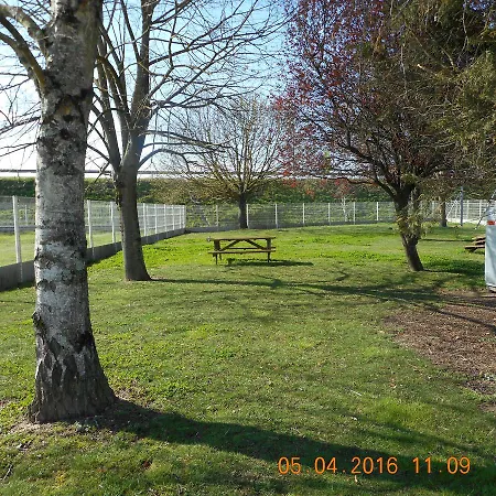 B&B Hotel Chatellerault Hotel