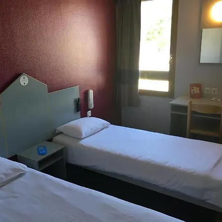 B&B Hotel Chatellerault Otel Châtellerault