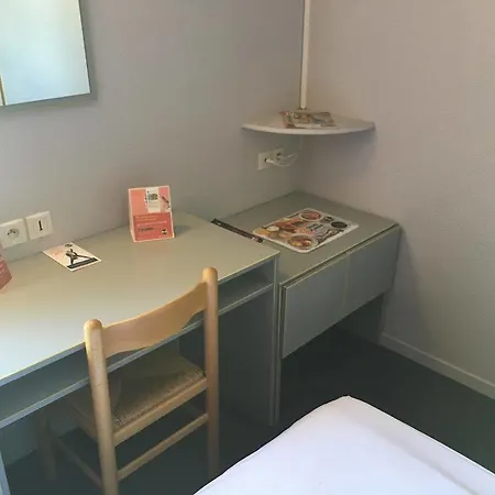 B&B Hotel Chatellerault Otel Châtellerault