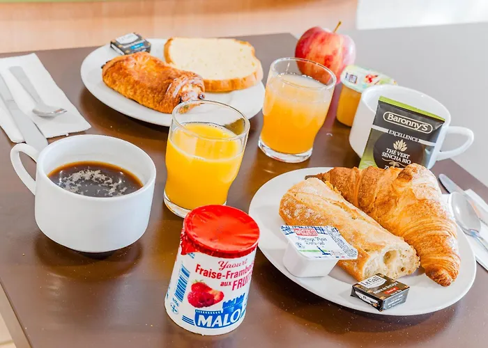 B&B Hôtel Chatellerault Hotel 2*