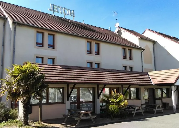 B&B Hôtel Chatellerault Hotel 2*