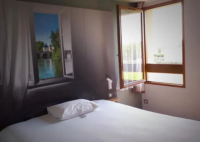 Hotel B&B Hôtel Chatellerault Châtellerault