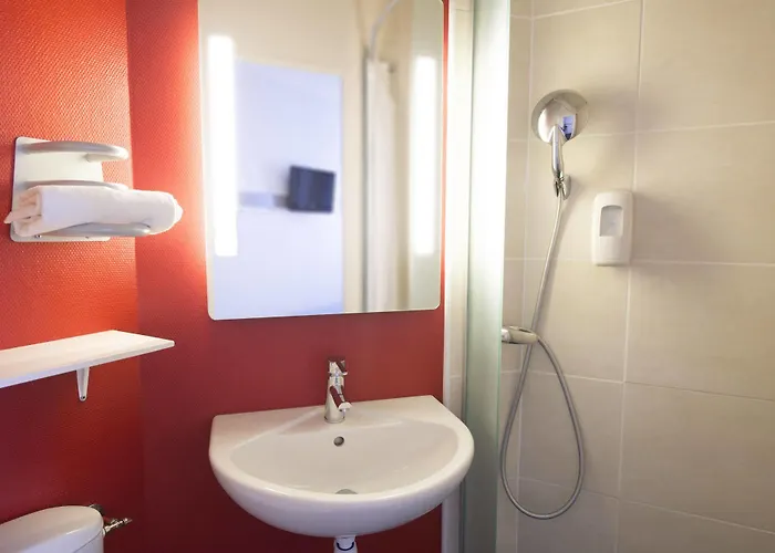 B&B Hôtel Chatellerault Châtellerault