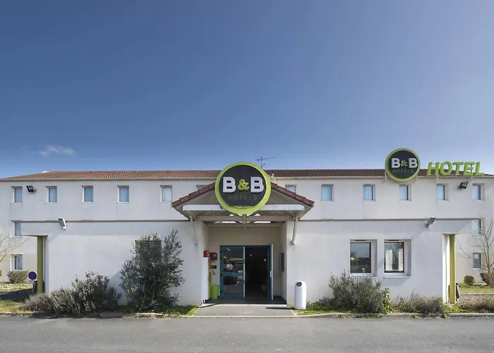 Hotel B&B Hôtel Chatellerault 2*