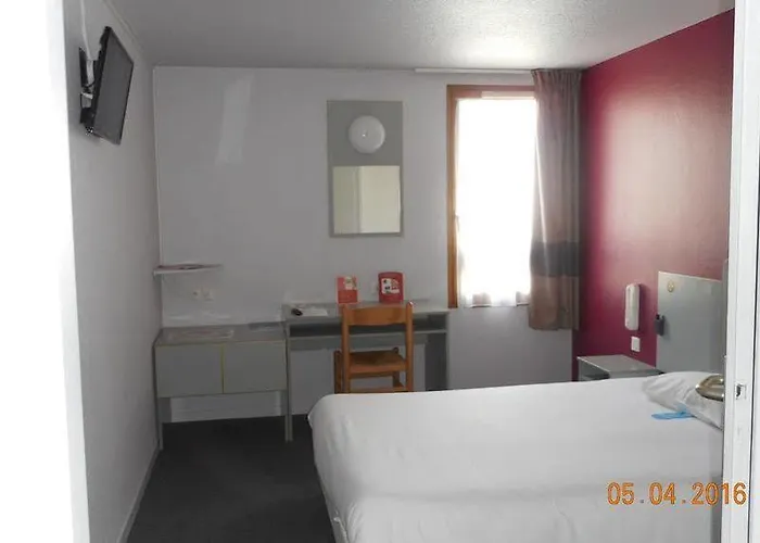 Hotel B&B Hôtel Chatellerault Châtellerault